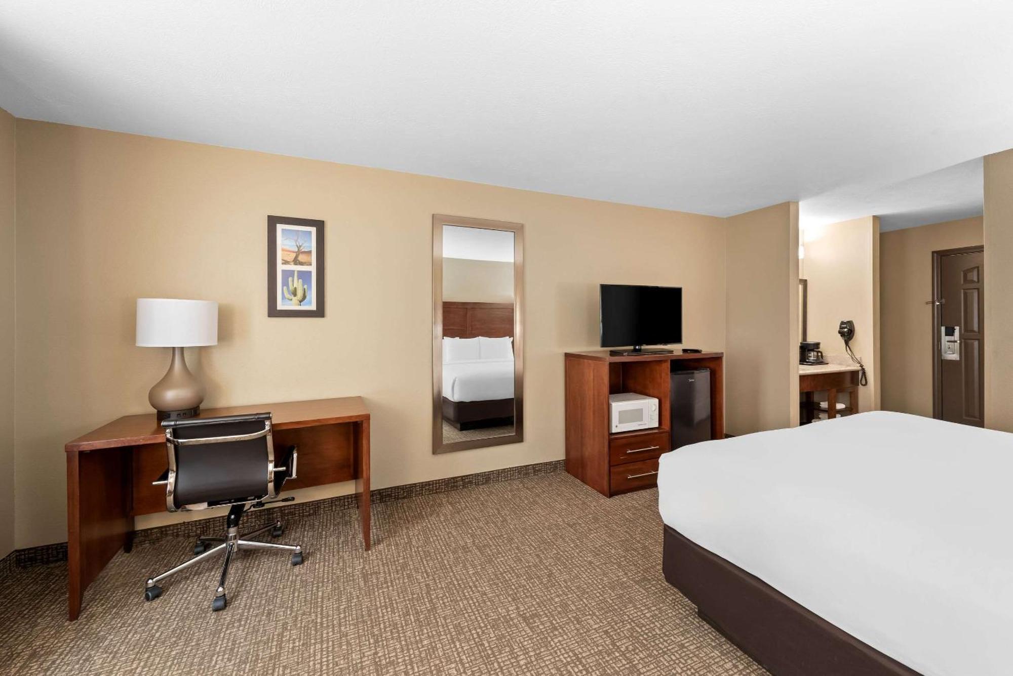 Comfort Inn & Suites El Centro I-8 Bagian luar foto