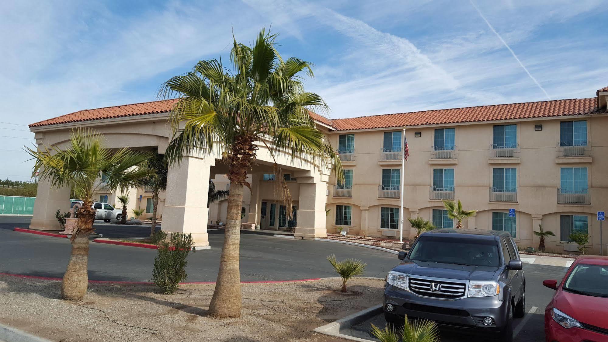 Comfort Inn & Suites El Centro I-8 Bagian luar foto